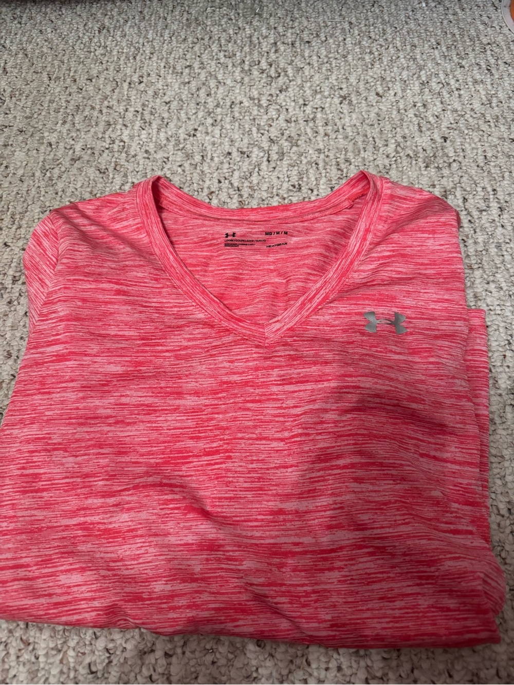 Under Armour Women’s Heathered Coral V-Neck Performance Tee